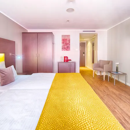 Leonardo Center Hotel