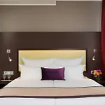 Hotel Leonardo Center 4*