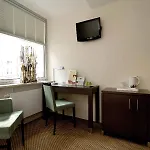 Hotel Leonardo Center 4*