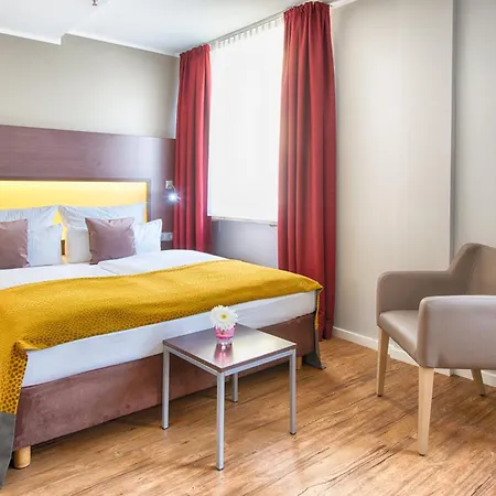 Leonardo Center 4*