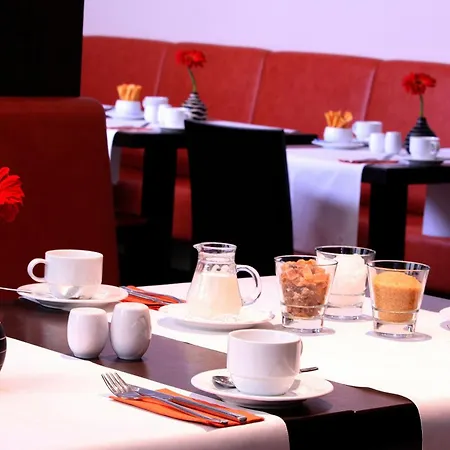 Отель Leonardo Center Мюнхен