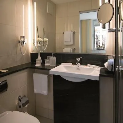Leonardo Center 4* Мюнхен