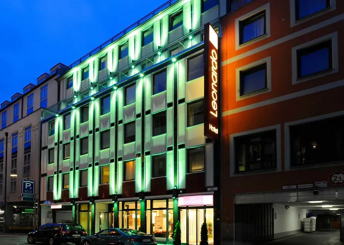 Leonardo Center מלון 4*