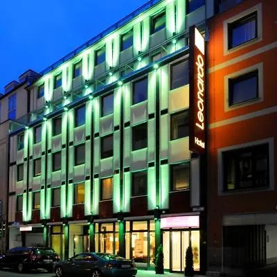 Leonardo Center מלון 4*