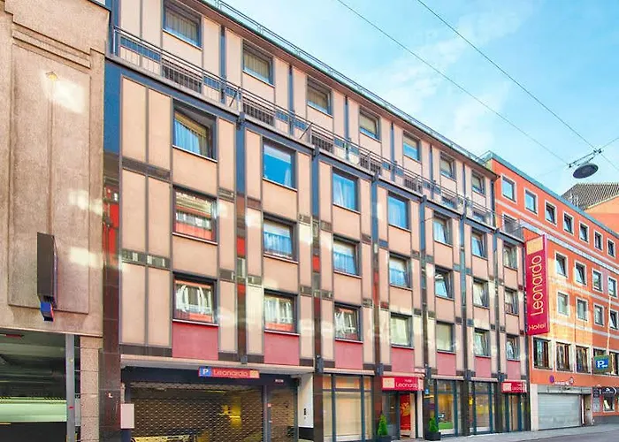 מלון Leonardo Center