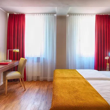 Leonardo Center Hotel