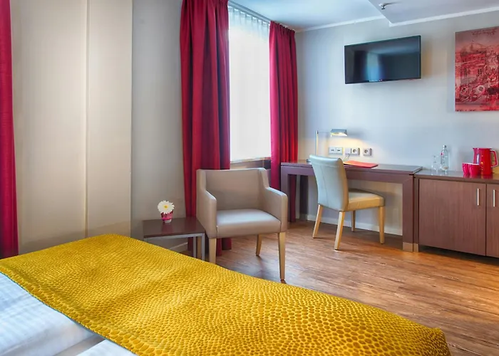 Leonardo Center 4*